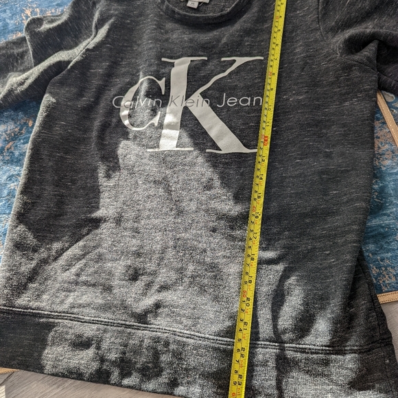 Calvin Klein Sweatshirt - Picture 6 of 6